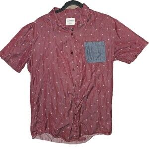 On the Byas Shirt Mens Size Medium M Button Up Casual Short Sleeve Red w/ Stars
